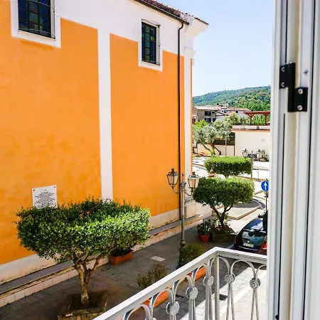 In Centro 卡斯特拉巴特